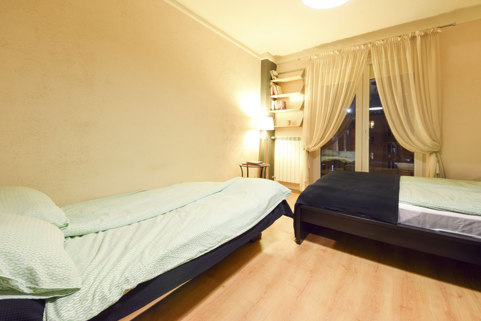 Shortstaypoland Leszno ワルシャワ エクステリア 写真